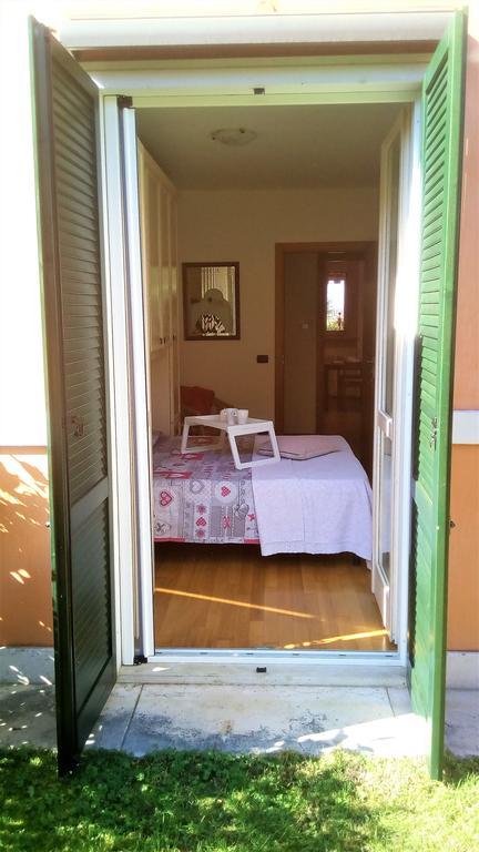 Casa Vacanze I Borghi Apartment Salionze Exterior photo